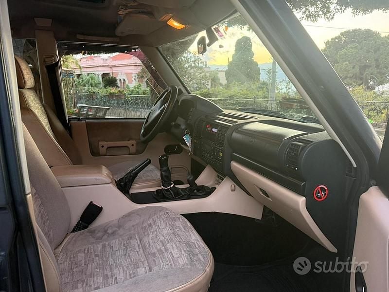 Second-hand Land Rover Discovery 2 SE 137 CP (100 kW) 2002 Gri SUV