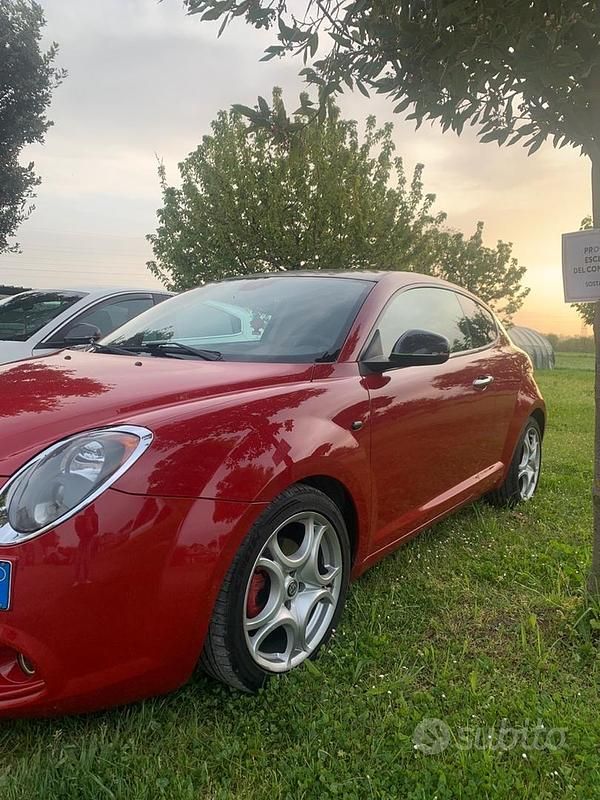 Usata Alfa Romeo MiTo 90 CV (66 kW) 2009 Rosso Utilitaria