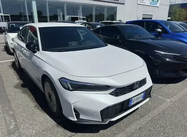 Usata Honda Civic Sport 184 CV (135 kW) 2026 Utilitaria