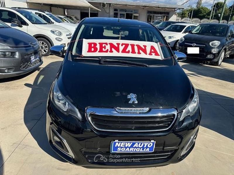 Usata Peugeot 108 Allure 69 CV (50 kW) 2015 Nero Berlina