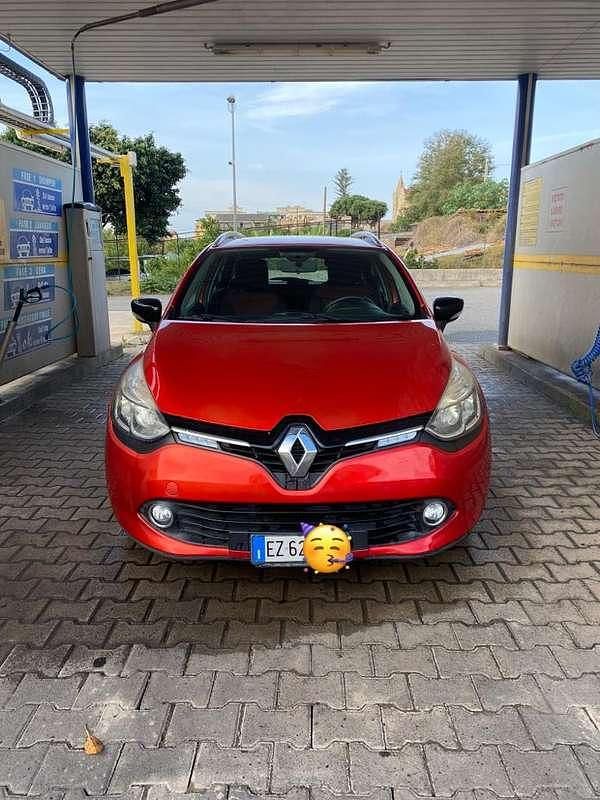 Usata Renault Clio GrandTour Life 75 CV (55 kW) 2015 Rosso Station wagon