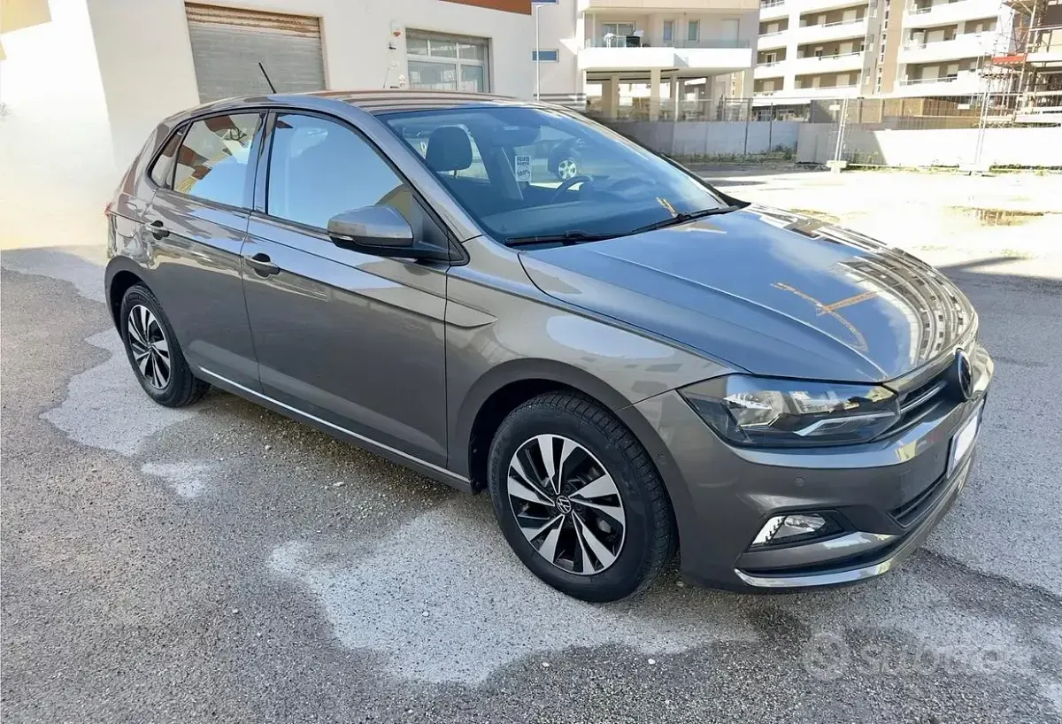 Używany VW Polo Sport 95 KM (69 kW) 2021 Szary Hatchback