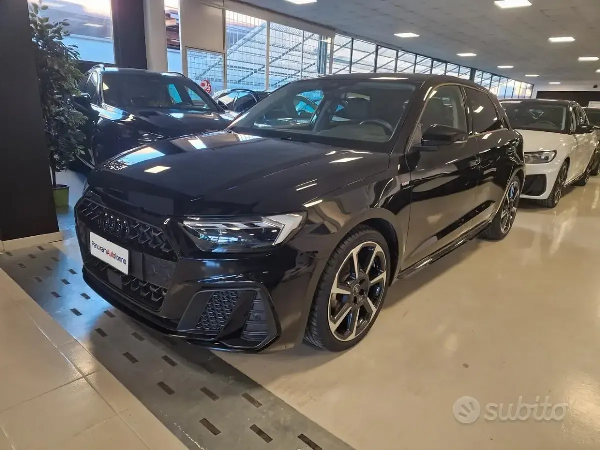 Usata Audi A1 S-line plus 116 CV (85 kW) 2025 Nero SUV