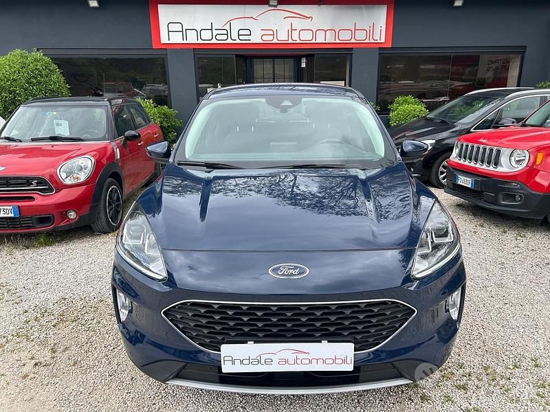 Usata Ford Kuga 152 CV (111 kW) 2022 Blu SUV