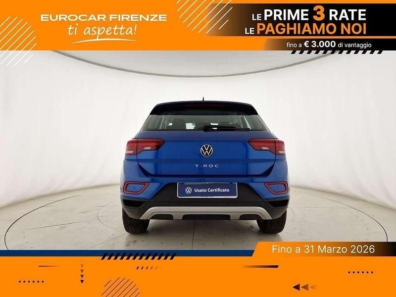 Usata VW T-Roc Life 110 CV (80 kW) 2023 Ravenna blue metallizzato SUV