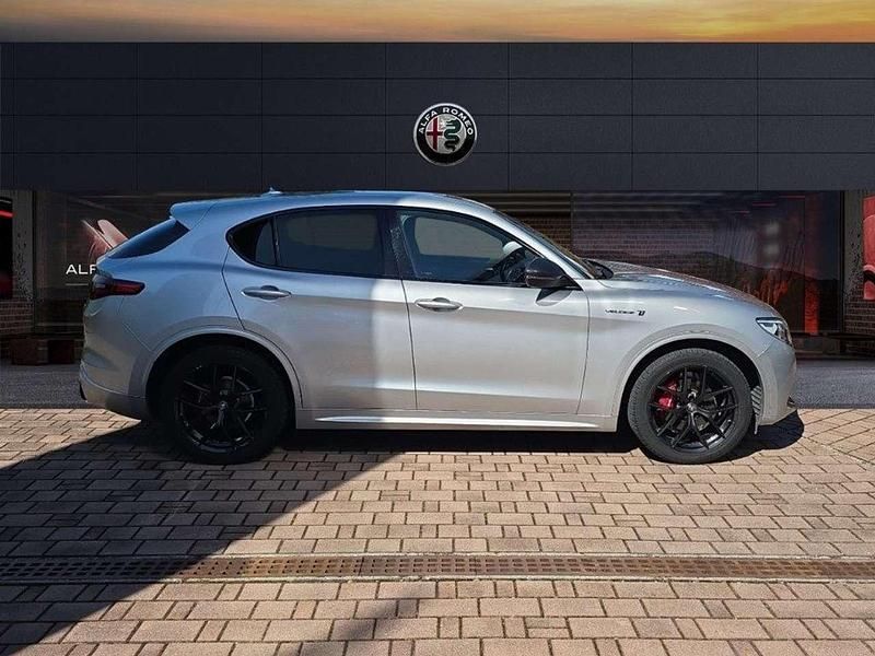 Usata Alfa Romeo Stelvio Ti 210 CV (154 kW) 2022 Argento SUV