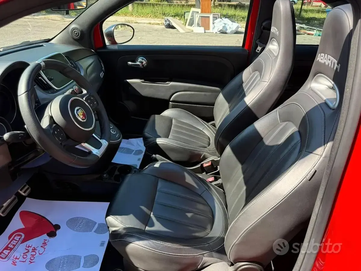 Usata Abarth 595C Turismo 165 CV (121 kW) 2020 Rosso Cabrio