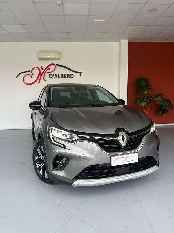 Usata Renault Captur Techno 91 CV (66 kW) 2024 Grigio SUV