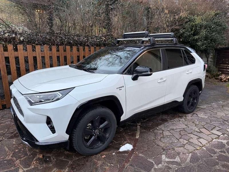 Usata Toyota RAV4 Hybrid Style 178 CV (130 kW) 2021 Bianco SUV