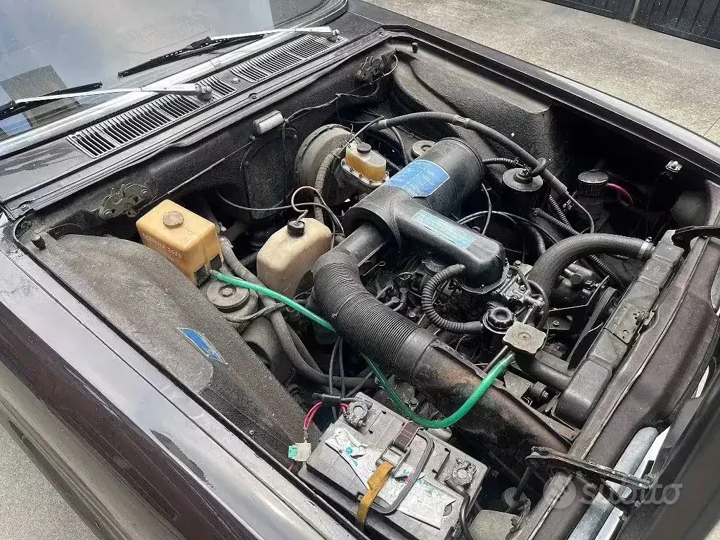 Usata Lancia 2000 116 CV (85 kW) 1970 Marrone Berlina
