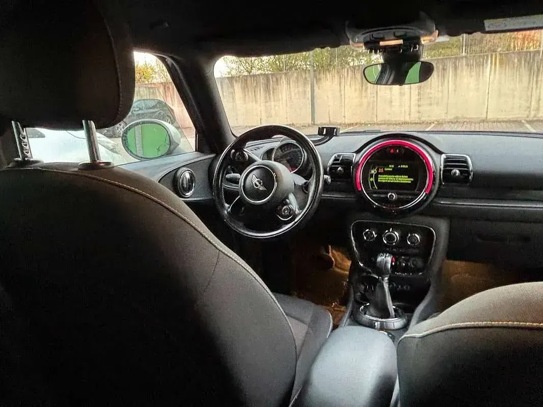 Usata Mini One D Clubman 116 CV (85 kW) 2016 Verde Station wagon
