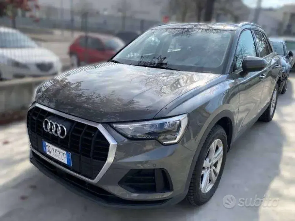 Usata Audi Q3 Business 150 CV (110 kW) 2021 Grigio SUV