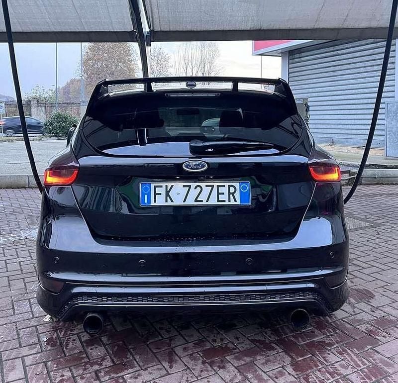 Usata Ford Focus ST-Line 120 CV (88 kW) 2017 Berlina