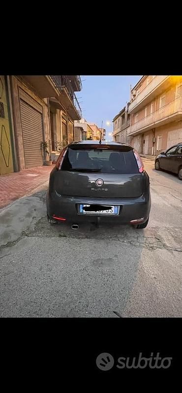 Usata Fiat Punto 2025 Grigio Berlina