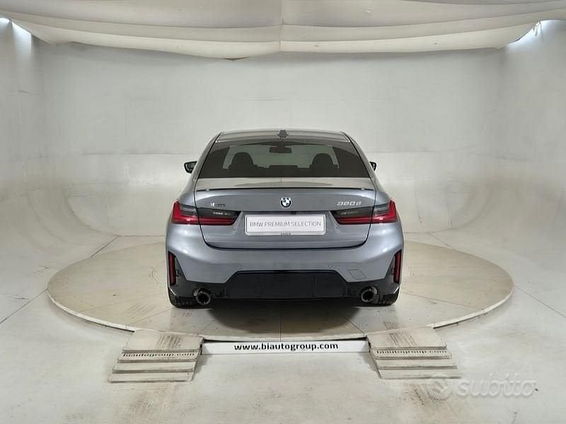 Usata BMW 320e 190 CV (139 kW) 2025 Grigio Berlina