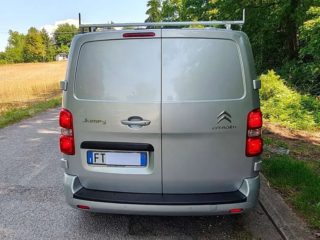 Usata Citroën Jumpy 177 CV (130 kW) 2018 Argento Monovolume
