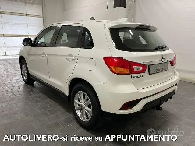 Usata Mitsubishi ASX Inform 117 CV (86 kW) 2020 Bianco SUV