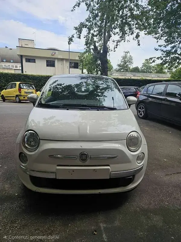 Usata Fiat 500 Pop 69 CV (50 kW) 2010 Bianco Utilitaria