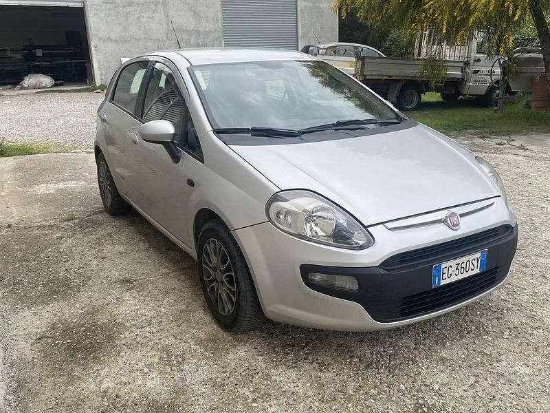 Usata Fiat Punto Evo Emotion 95 CV (69 kW) 2011 Utilitaria