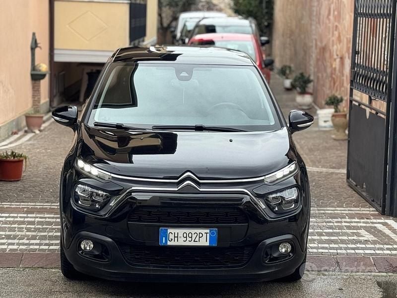 Usata Citroën C3 Shine 102 CV (75 kW) 2021 Nero Utilitaria