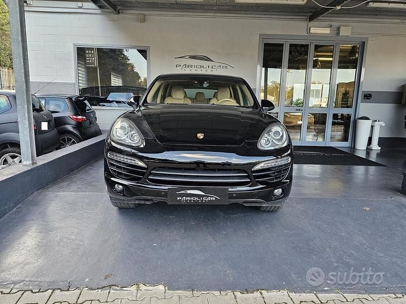 Usata Porsche Cayenne 245 CV (180 kW) 2011 Nero SUV
