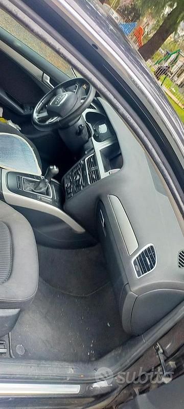 Usata Audi A4 130 CV (95 kW) 2010 Nero Station wagon