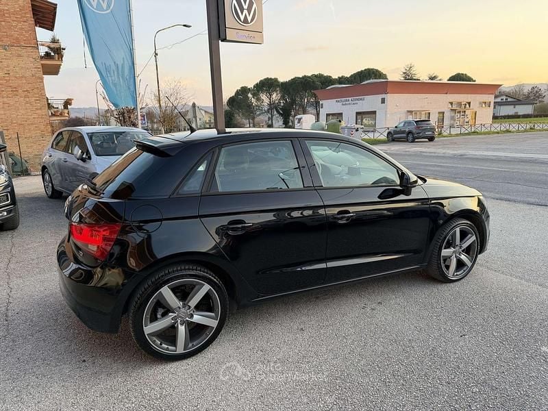Usata Audi A1 Sportback Ambition 105 CV (77 kW) 2012 Nero Utilitaria