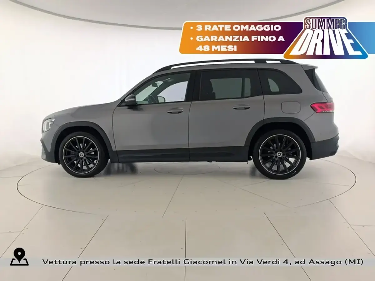Usata Mercedes GLB200 Premium 150 CV (110 kW) 2023 Gray SUV