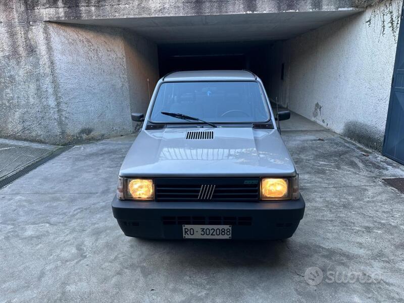 Usato 1991 Fiat Panda 1.0 Benzin 45 CV (3.900 €)