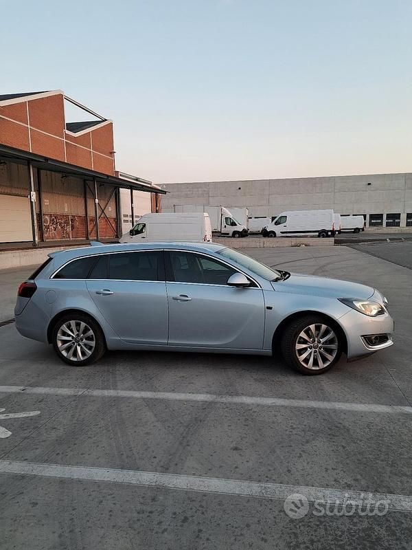 Usata Opel Insignia Sport 170 CV (125 kW) 2016 Grigio Station wagon