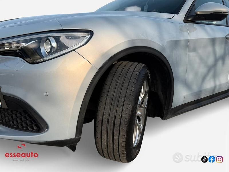 Usata Alfa Romeo Stelvio Ti 190 CV (139 kW) 2020 Grigio SUV