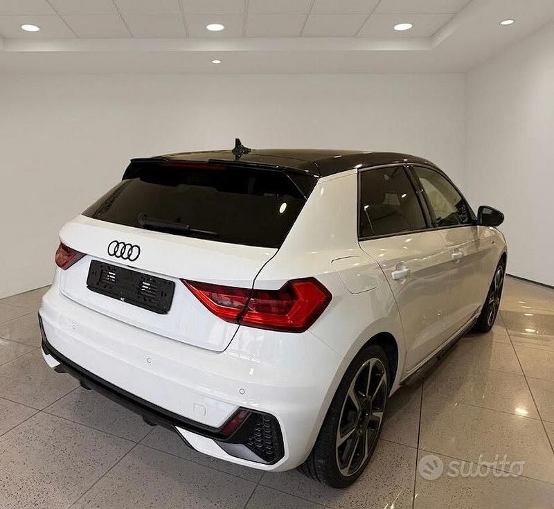 Usata Audi A1 Ambiente 116 CV (85 kW) 2025 Bianco SUV