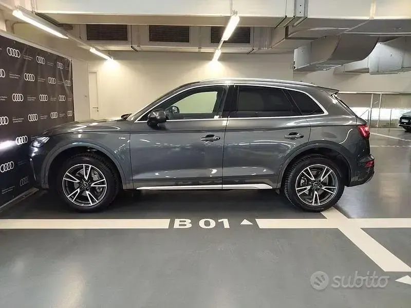 Usata Audi Q5 S-Line 204 CV (150 kW) 2024 Grigio SUV