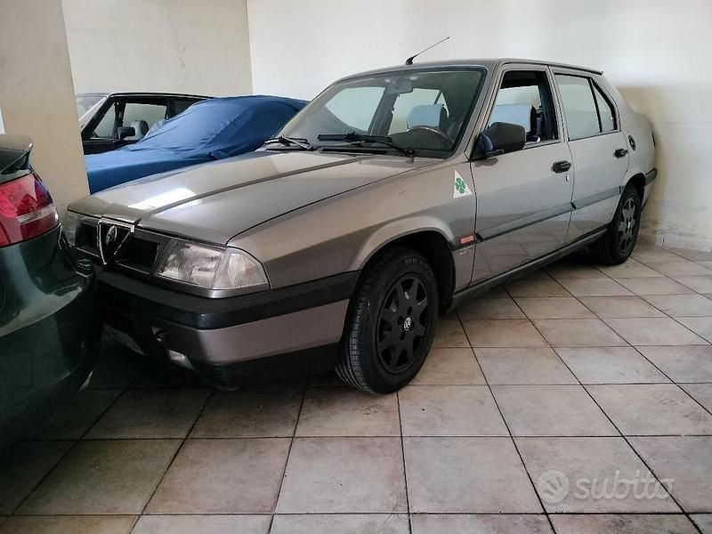 Usata 1991 Alfa Romeo 33 Quadrifoglio Tre volumi | 8500 € - Immagine 1/4