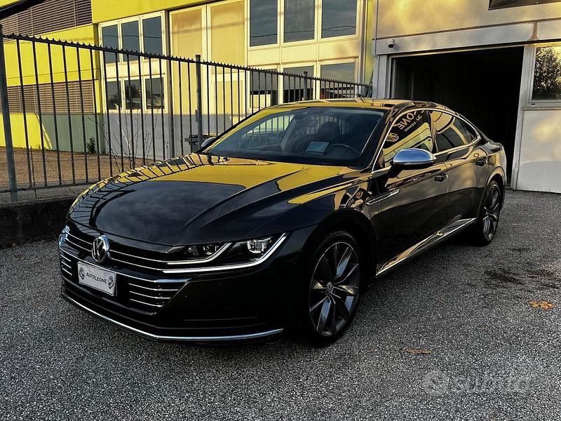 Usata VW Arteon Elegance 190 CV (139 kW) 2020 Grigio Berlina