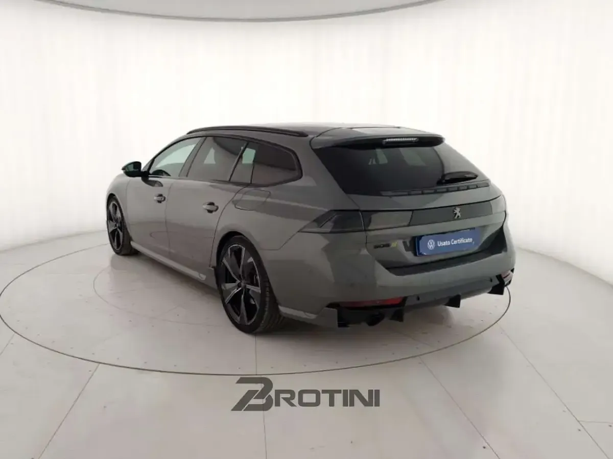 Usata Peugeot 508 Peugeot Sport Engineered 360 CV (264 kW) 2023 Grigio Station wagon