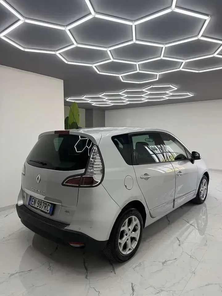 Usata Renault Scénic III Dynamique 110 CV (80 kW) 2013 Other Monovolume