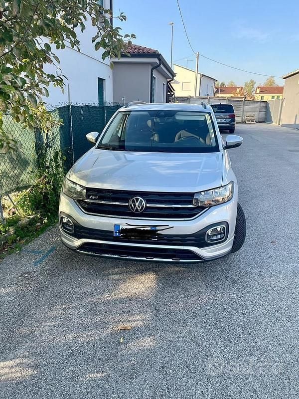 Usata 2022 VW T-Cross R-line SUV | 17.000 € (Ottimo prezzo) - Immagine 1/4