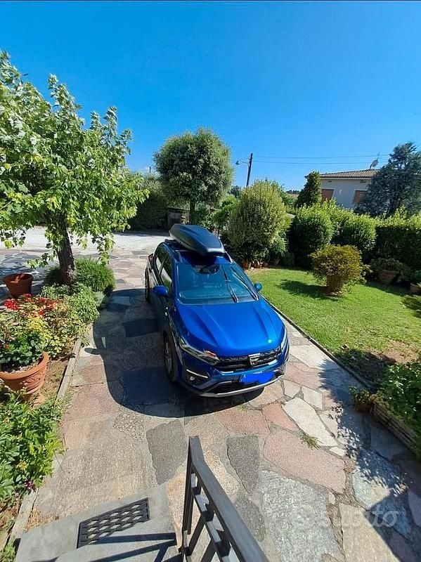 Usata Dacia Sandero Stepway 91 CV (66 kW) 2022 Blu Berlina