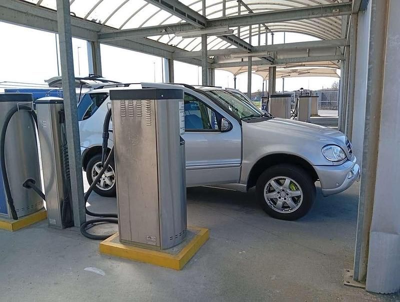 Usata Mercedes ML400 250 CV (183 kW) 2004 SUV