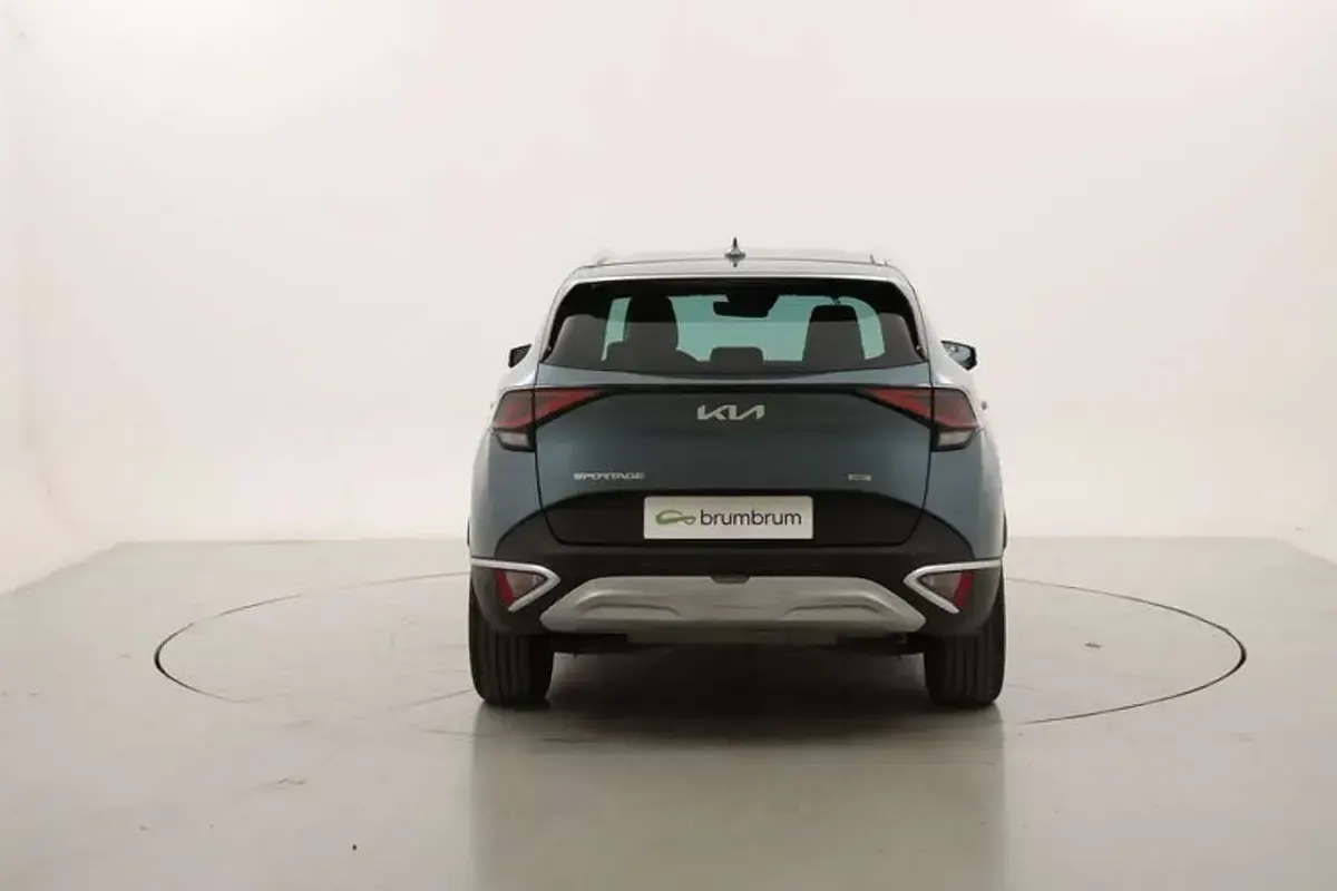 Usata Kia Sportage Style 230 CV (169 kW) 2022 Blu SUV