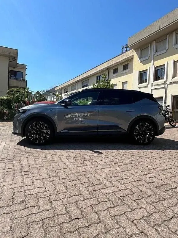 Usata Renault Scenic E-Tech Esprit Alpine 161 kW (220 CV) 2024 Argento SUV