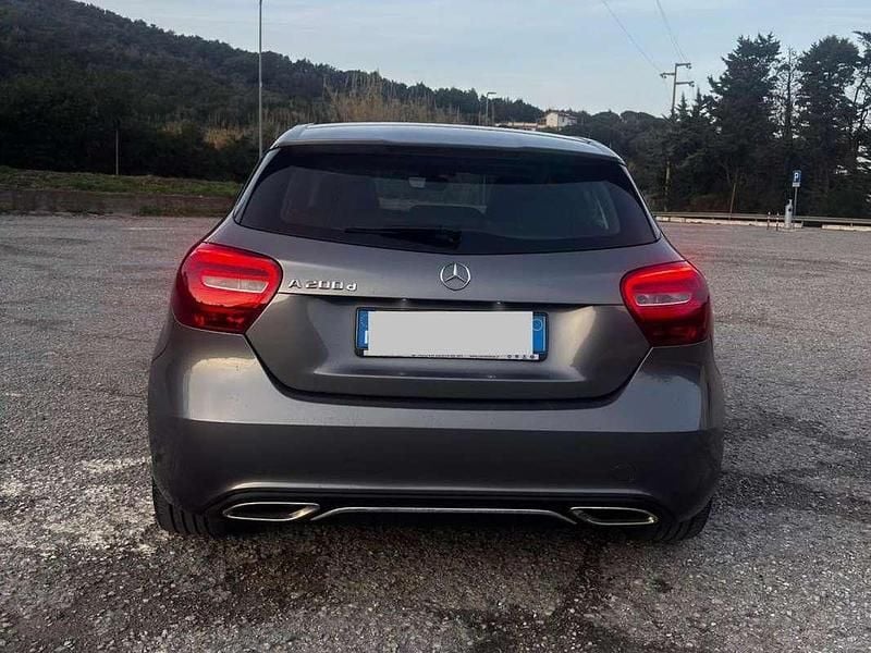 Usata Mercedes A200 Premium 136 CV (100 kW) 2016 Grigio Berlina