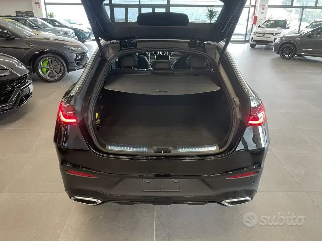 Usata Mercedes GLC220 AMG 197 CV (144 kW) 2025 Nero SUV