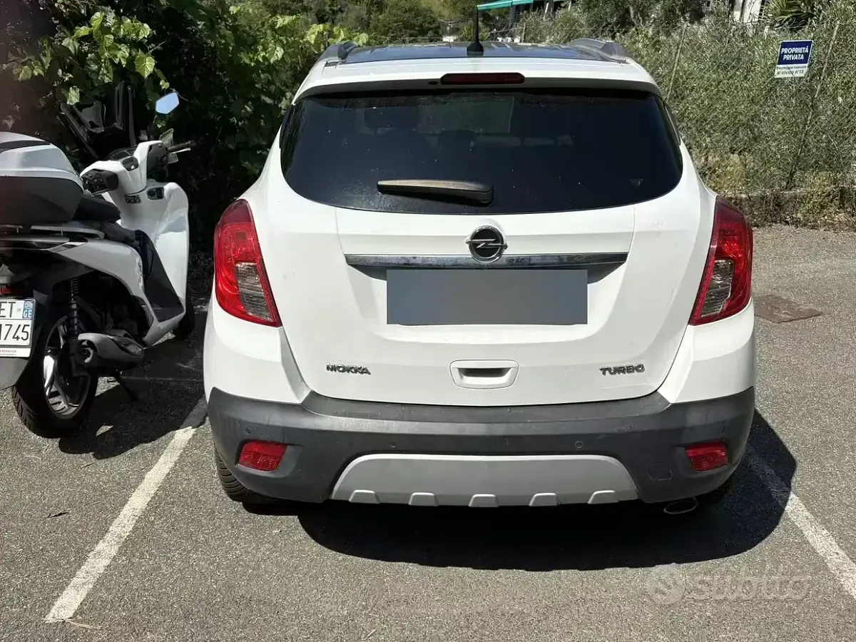 Usata Opel Mokka 140 CV (102 kW) 2015 Bianco SUV