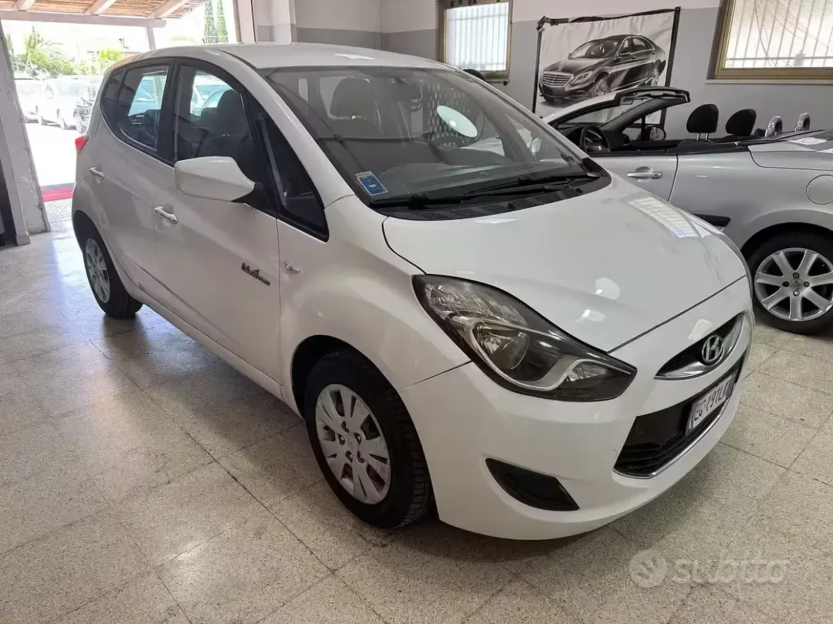 Usata Hyundai ix20 90 CV (66 kW) 2011 Bianco Utilitaria