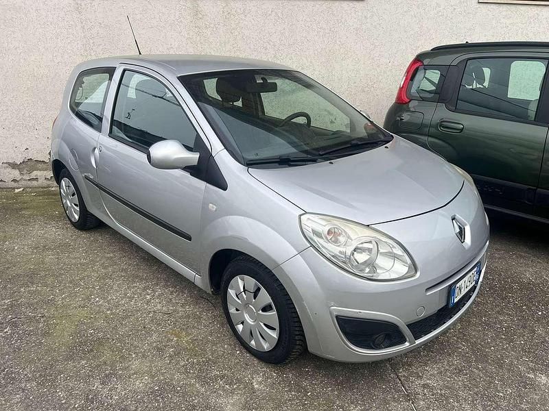 Usata Renault Twingo Dynamique 58 CV (42 kW) 2008 Argento Utilitaria