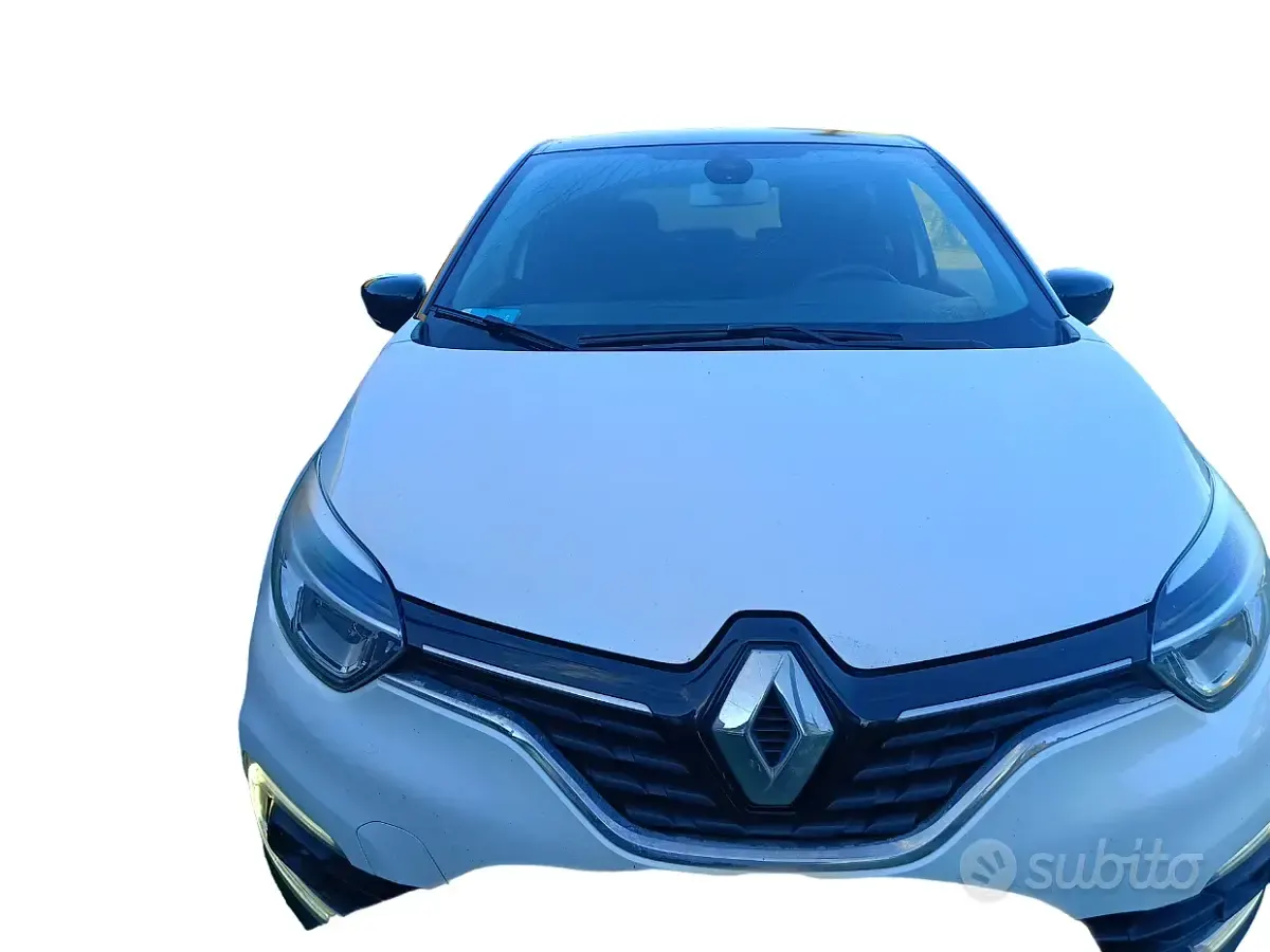 Usata Renault Captur Zen 90 CV (66 kW) 2018 Bianco SUV