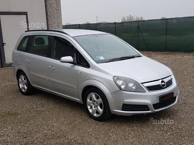 Opel zafira 7 местный