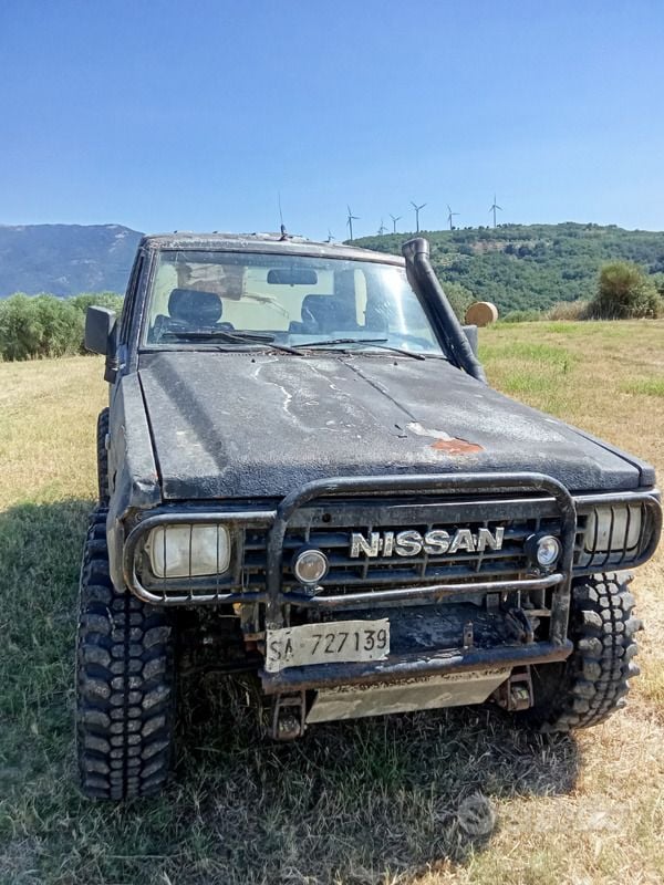 Nero Usata 1987 Nissan Patrol SUV | 4800 € - Immagine 1/3